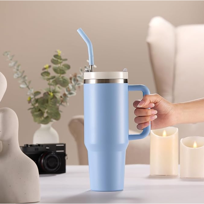 Foto de Copo Garrafa Térmica Grande Em Aço Inox Com Alça E Canudo Metal 1200ML, categoria Geral, oferta na Promotina