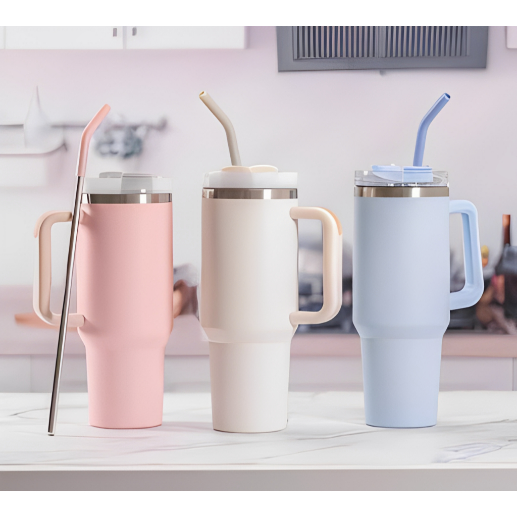 Foto de Copo Térmico Grande 1200ML Com Alça Com Canudo Em Metal Garrafa Em Aço Inoxidável, categoria Geral, oferta na Promotina
